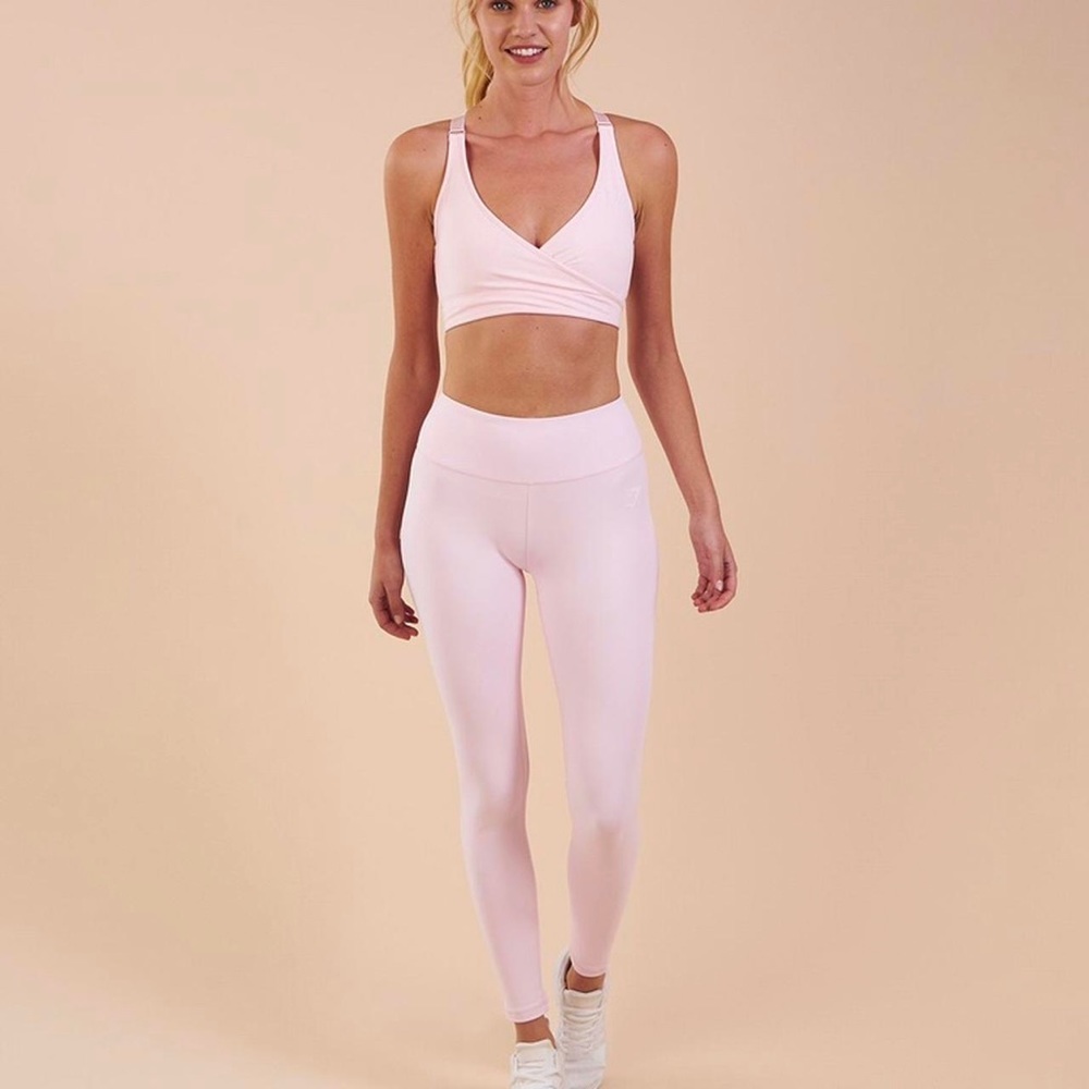 Gymshark Original Dreamy Leggings in Chalk size S